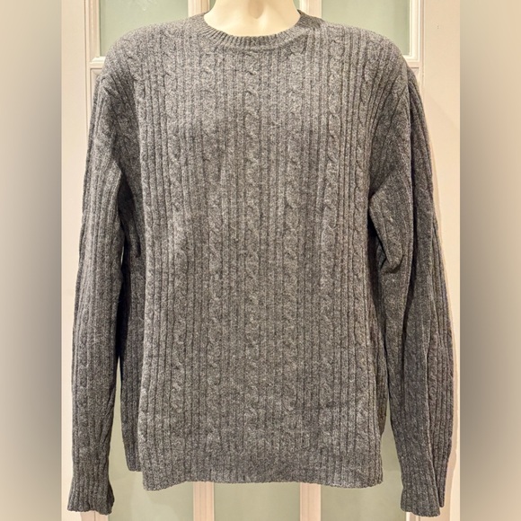 J. Crew Other - J. CREW Vintage Lambswool Cable Knit Sweater